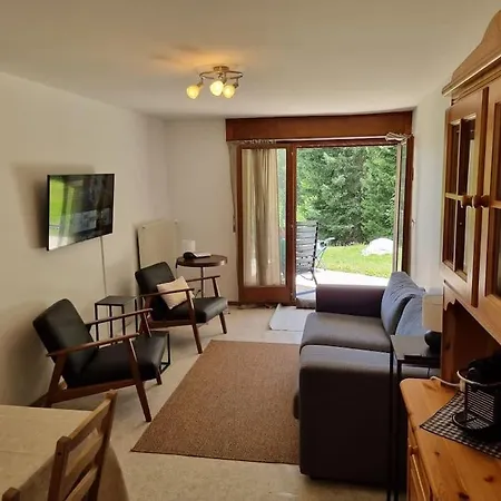 Apartmán Central 2-bedroom Condo, Terrace & Indoor Parking