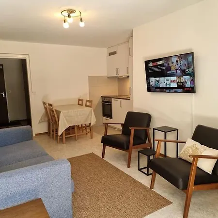 Apartment Central 2-bedroom Condo, Terrace & Indoor Parking Crans-Montana